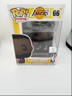 Funko Pop! NBA: LeBron James #66